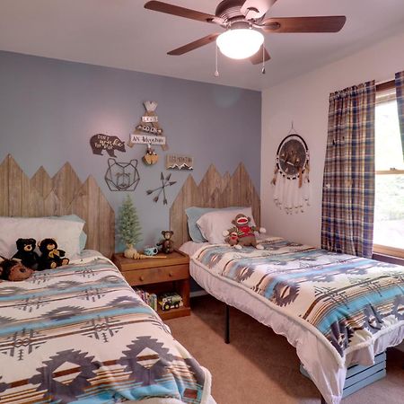 Cozy Whittier Home With Fire Pits Less Than 15 Mi To Hiking! Buitenkant foto