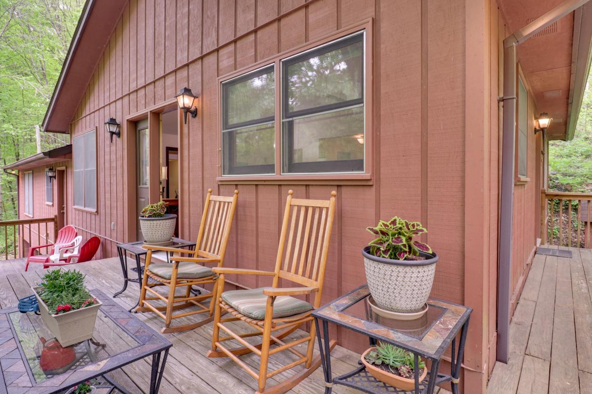 Cozy Whittier Home With Fire Pits Less Than 15 Mi To Hiking! Buitenkant foto